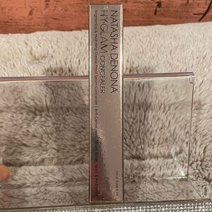 Natasha Denona Natasha Denona Hy-Glam Concealer in Y1